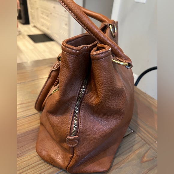 Liz Claiborne Women’s Cognac Multi-divider/Pockets XL Handbag Tote and Wallet - Picture 10 of 16